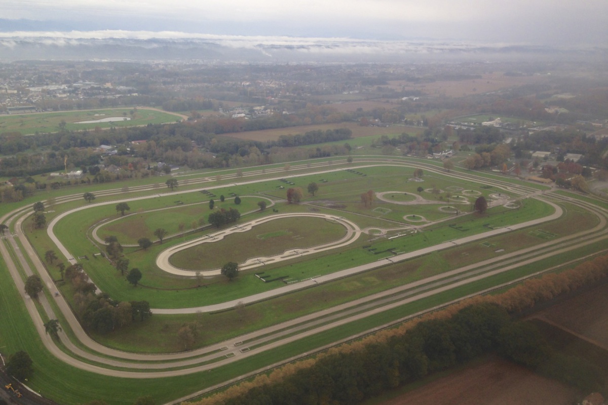 Résultat de recherche d'images pour "hippodrome de pau""