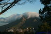 [iero] Nuages, montagne, ville et verdure