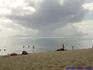 [iero] La farniente sur les plages (de sable noir, et quelques rares plages de sable blanc).