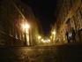 [iero] Des éclairages partout, chaque petite rue est mise en valeur.
